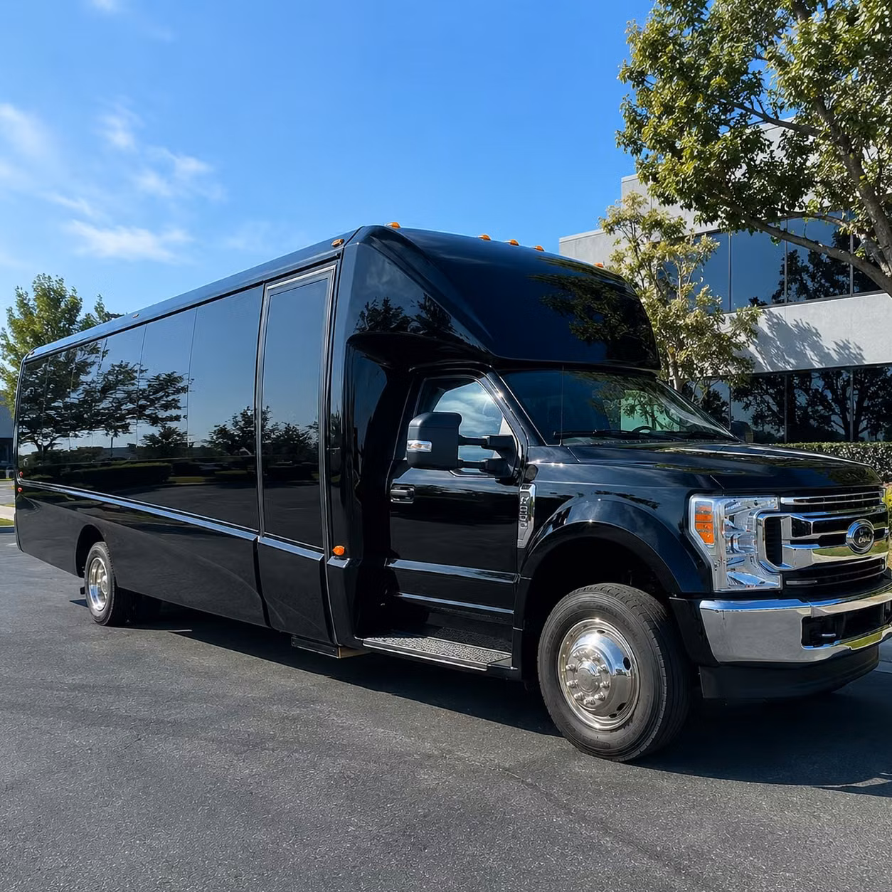 15 passenger minibus