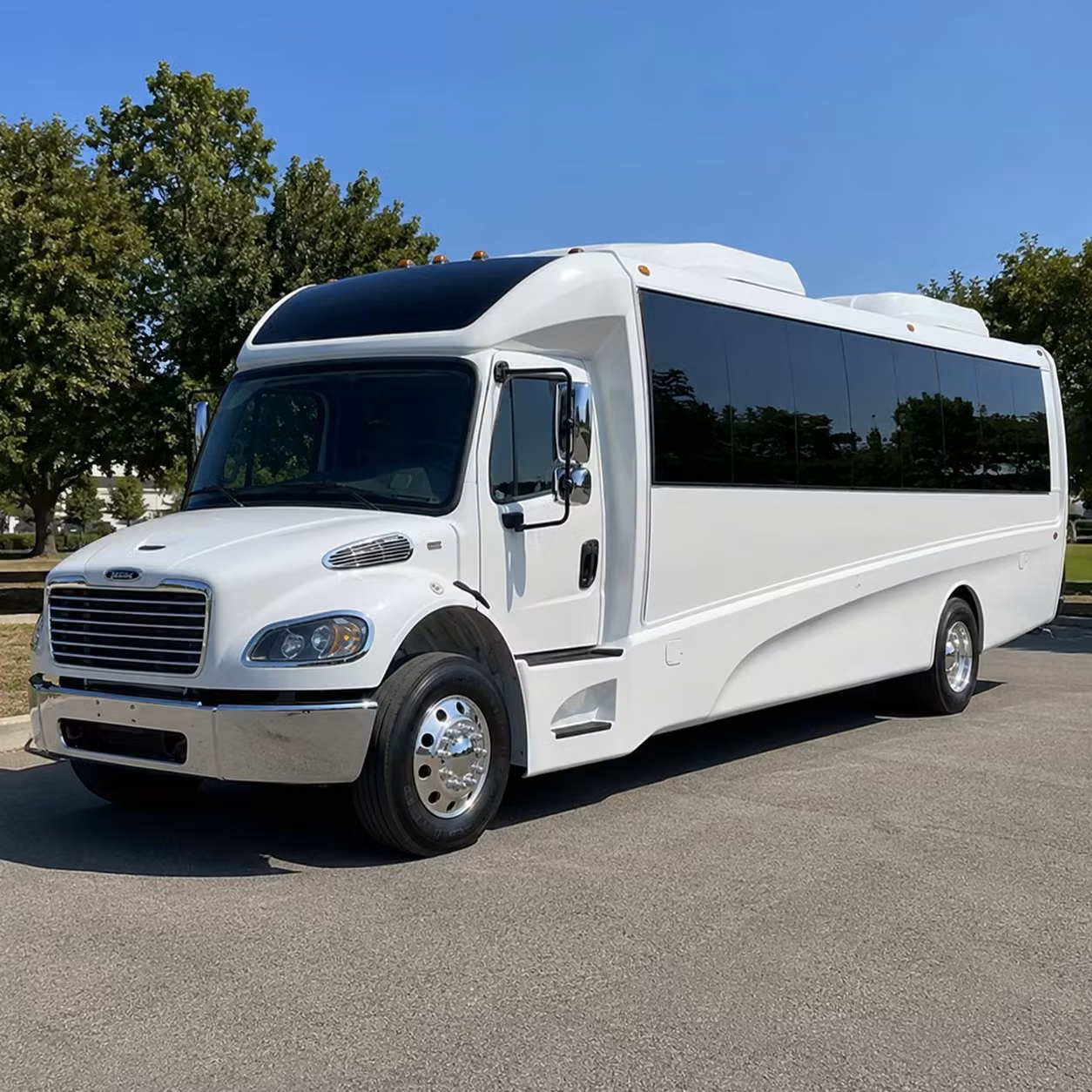 alexandria 25 passenger minibus rental