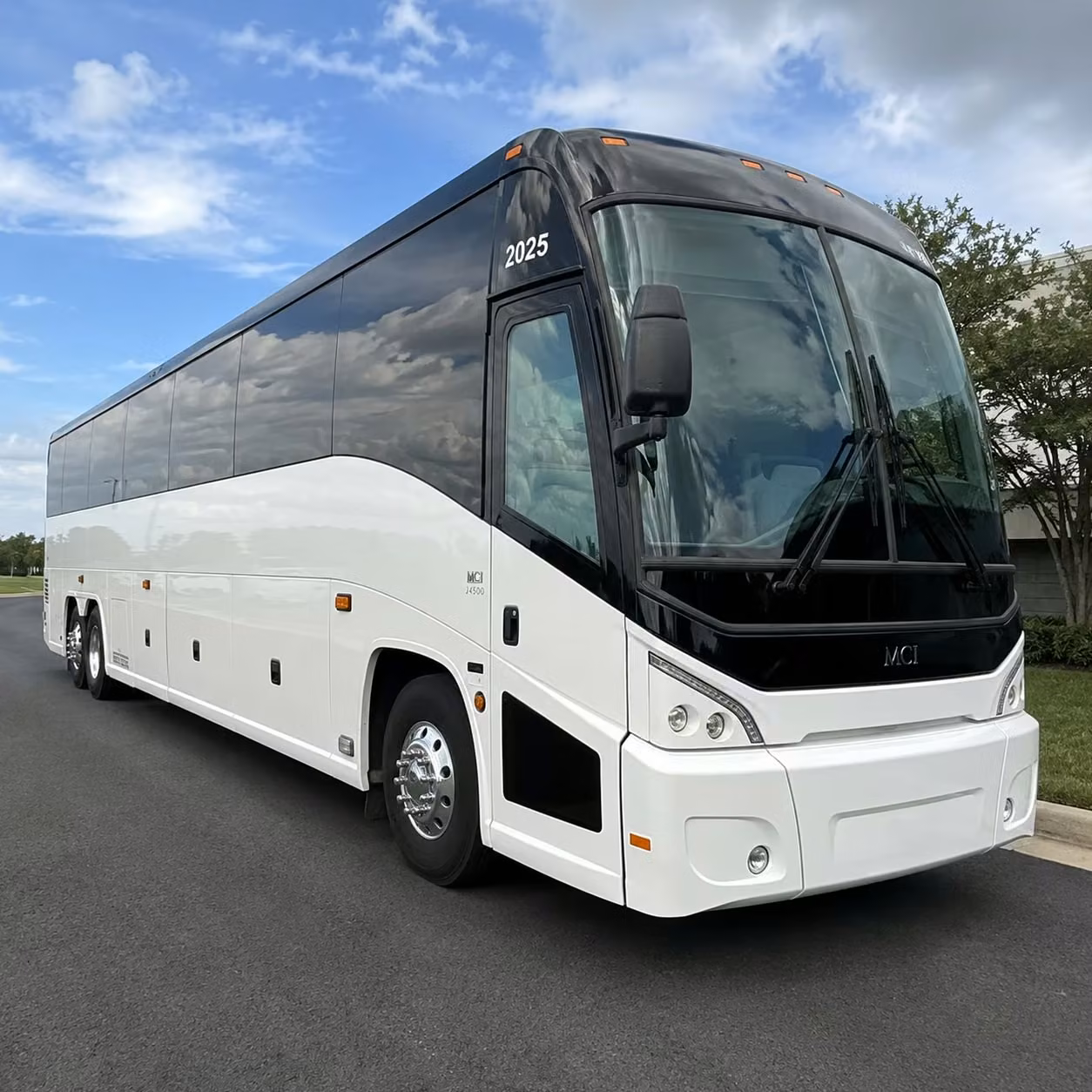 government contractor and defense industry transportation in alexandria