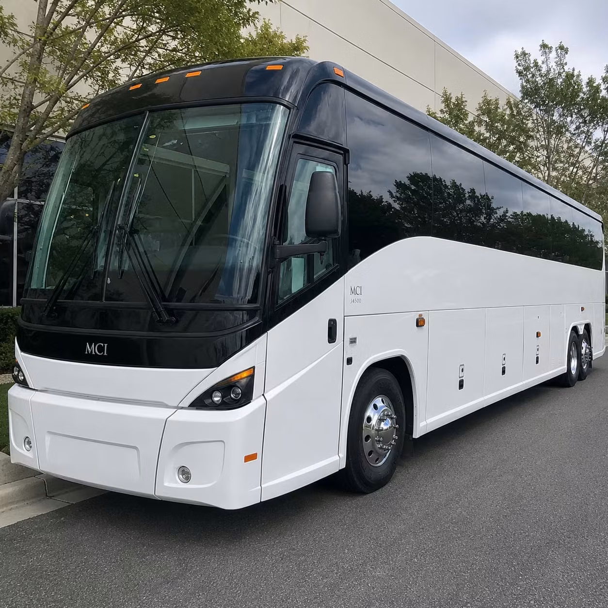 through a network of bus companies alexandria employers get more options and better pricing